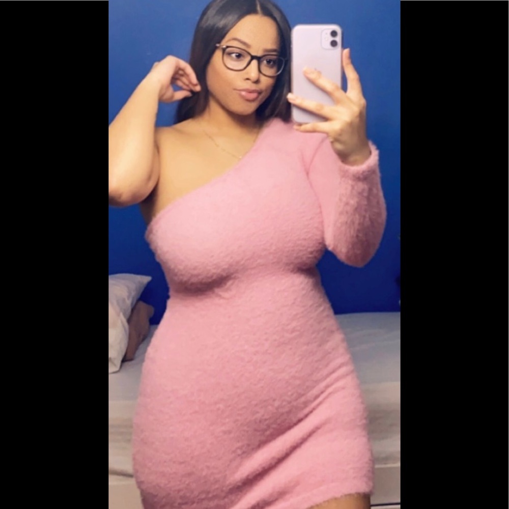 One Shoulder , Long sleeve Fur dress